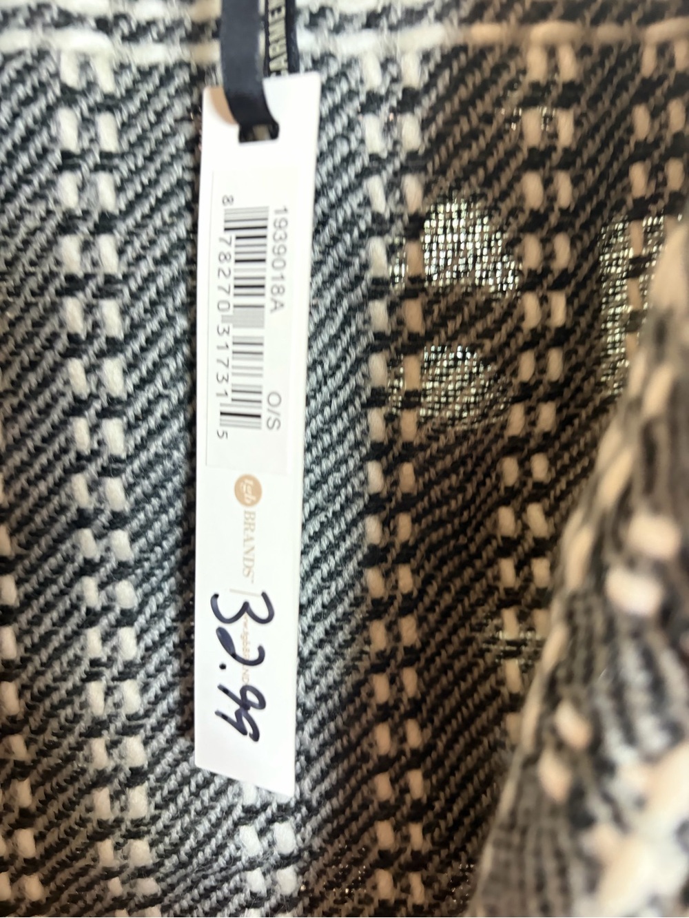 Nwt Coco + Carmen Black & White Plaid Fringe Shawl Cardigan - Picture 3 of 5